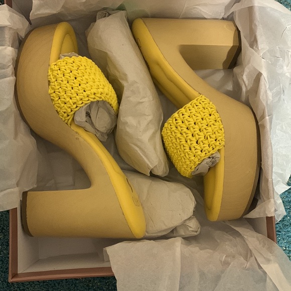 ✨ Anthropologie Wendy Clogs Sz 9 - Picture 6 of 10